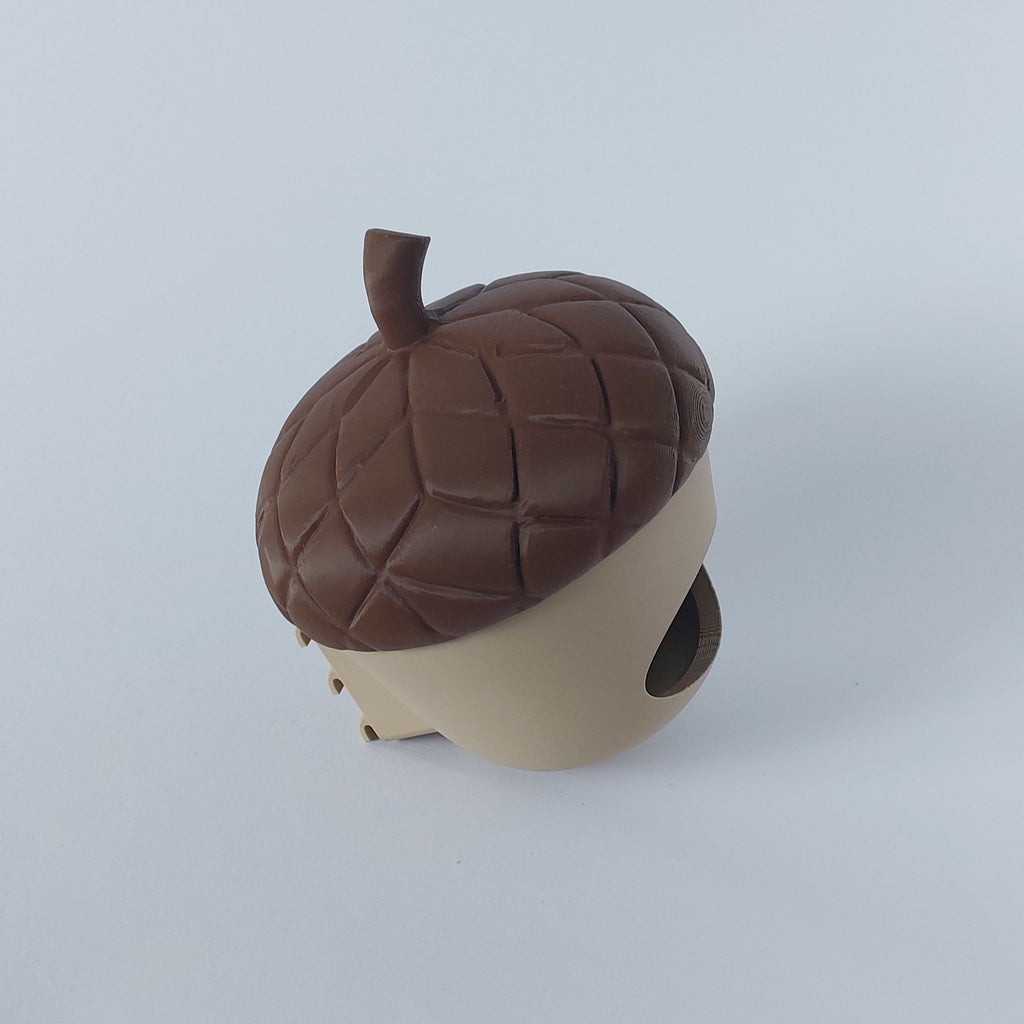 Acorn mounted hay holder