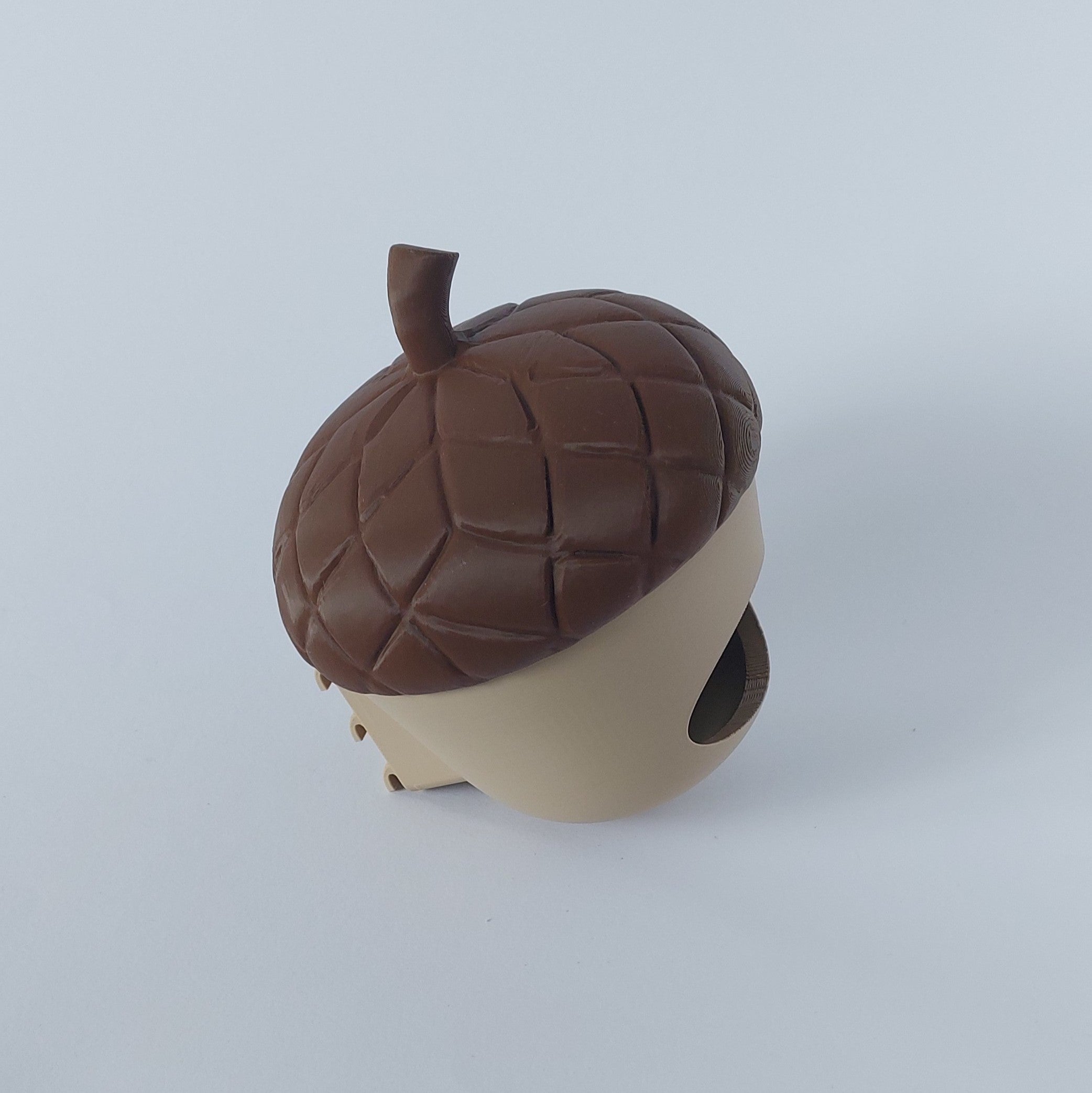 Acorn mounted hay holder