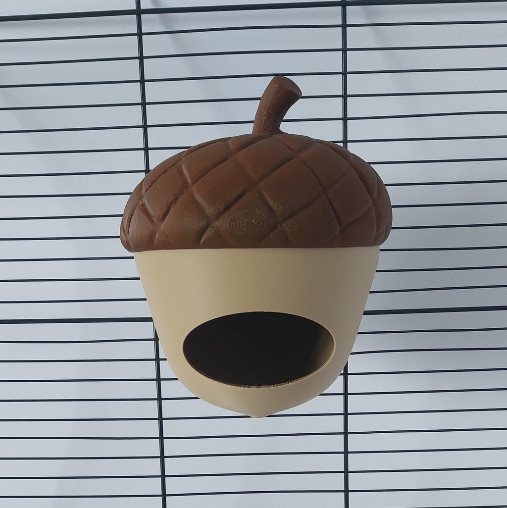 Acorn mounted hay holder