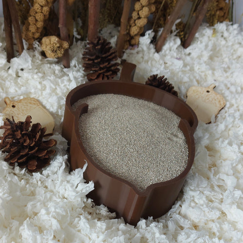 Hamster acorn dig box