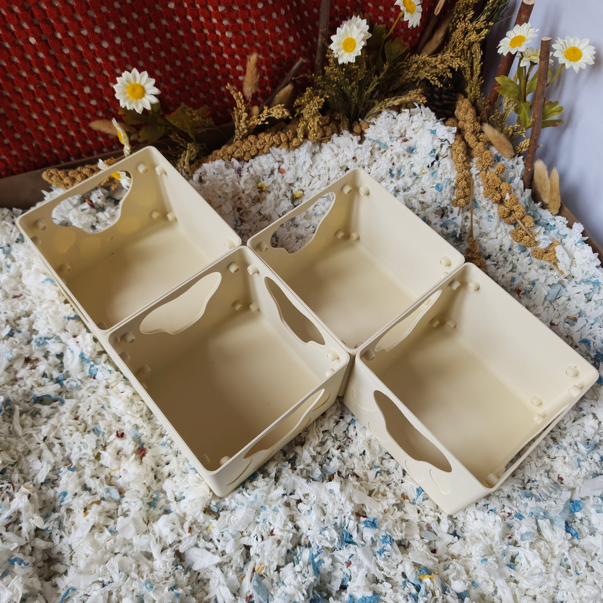 Modular chamber hide
