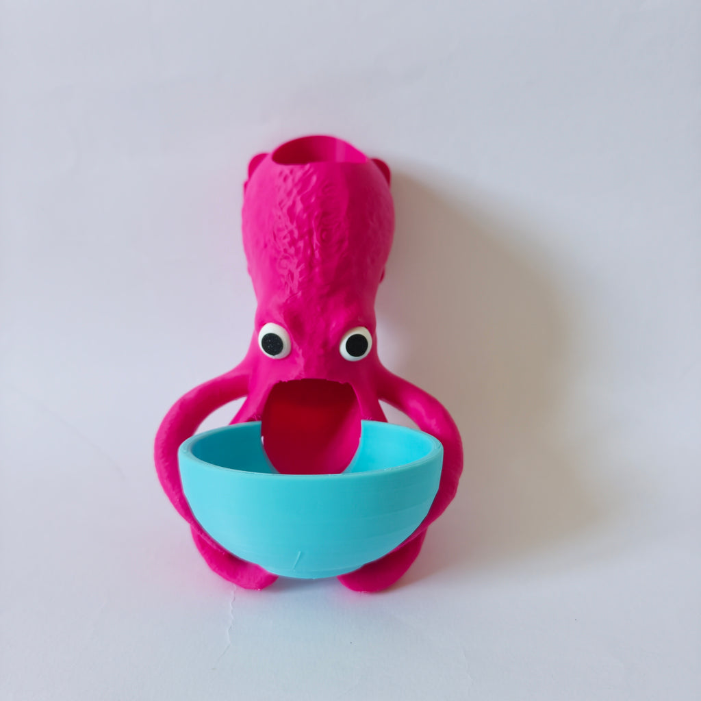 Octopus feeder