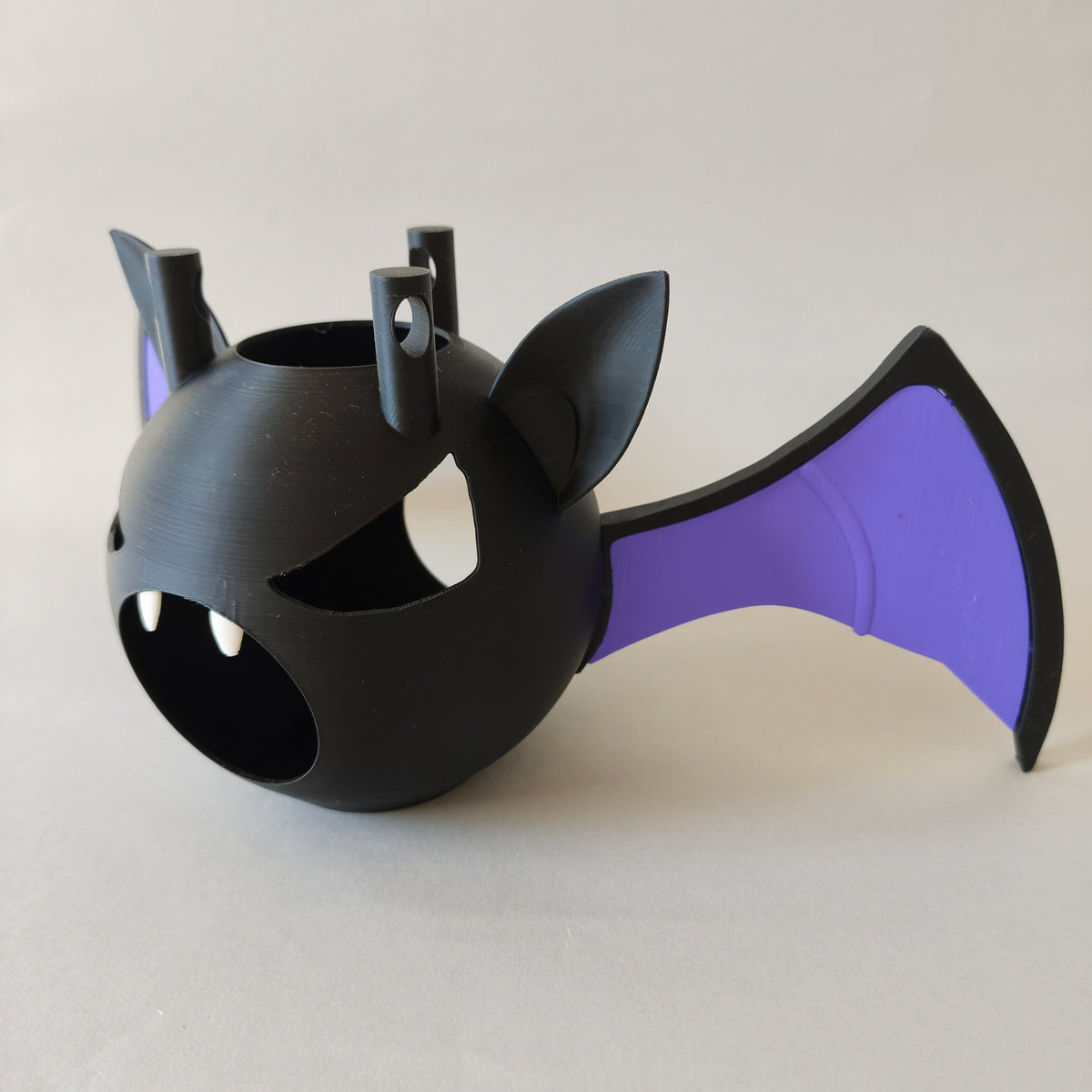 Bat hanging hide