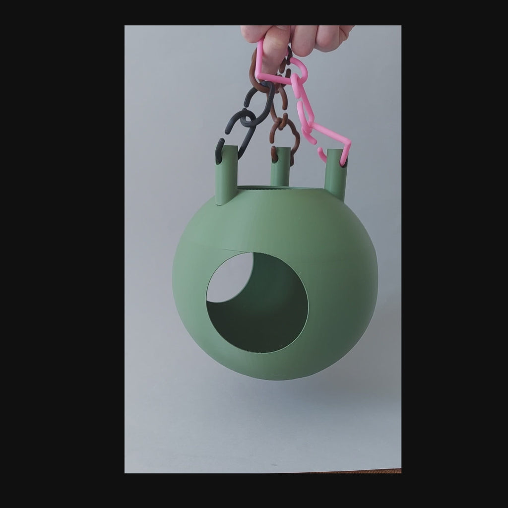 Multi-shaped c-clips hanging hooks
